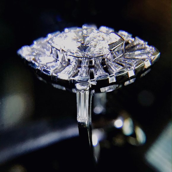 - 1.96ct VINTAGE MARQUISE CUT H SI1 DIAMOND CERTIFIED RETRO OVAL COCKTAIL RING - - Picture 7 of 11